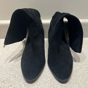 Like new women’s Lucky Brand boots in black size 10.